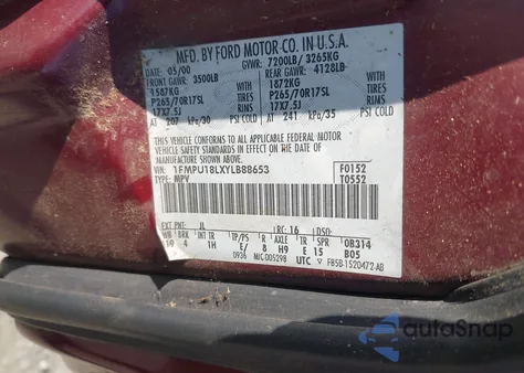 2000 Ford Expedition Eddie Bauer z USA, uszkodzony, nr VIN 1FMPU18LXYLB88653